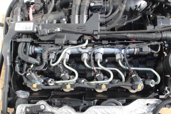 BMW 5 G30 G31 UKŁAD PALIWOWY 2.0 D WTRYSKI 8514148 + LISTWA 8514154 +pompa 8511626 silnik diesel 13538514148 13538516196 8514148