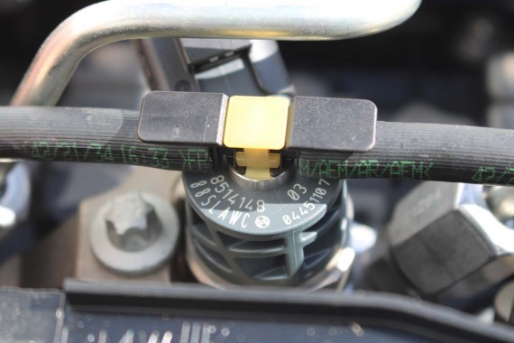 BMW 5 G30 G31 UKŁAD PALIWOWY 2.0 D WTRYSKI 8514148 + LISTWA 8514154 +pompa 8511626 silnik diesel 13538514148 13538516196 8514148