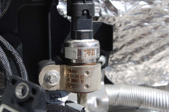 BMW 5 G30 G31 UKŁAD PALIWOWY 2.0 D WTRYSKI 8514148 + LISTWA 8514154 +pompa 8511626 silnik diesel 13538514148 13538516196 8514148