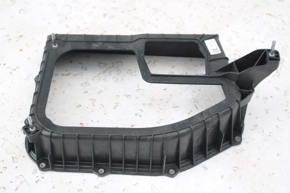 VW ID4 KIEROWNICA POWIETRZA 1EB260377A WLOT KANAŁ MOCOWANIE 1EB260377A 1EC260377A OBUDOWA MOCOWANIE FILTRA POWIETRZA 1EB260377