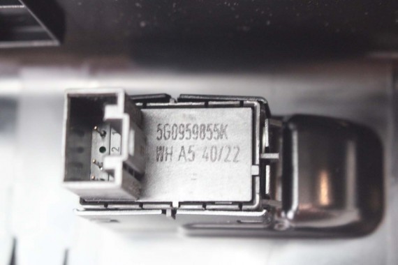 VW ID4 Pro LISTWY OZDOBNE 10A867227B 10A867228B 11A867227B 10B867198B 10B867197B DEKORY DEKOR 10A867227B 10A867228B 11A867227B