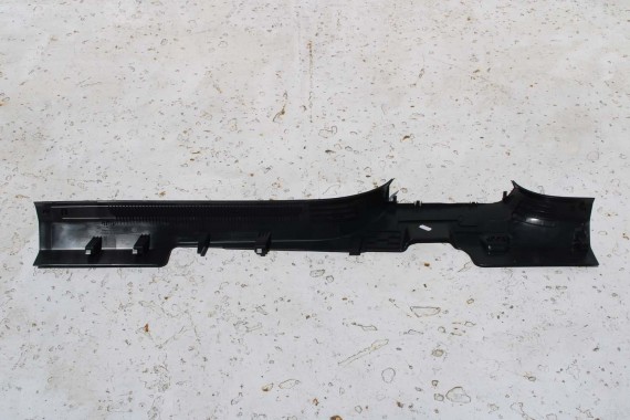 VW ID4 Pro POSZYCIE SŁUPEK D 11B863483A 11B863484A dolne podłogi kolor SŁUPKA 11A867765C 11A867766C 11A863371 11A863372