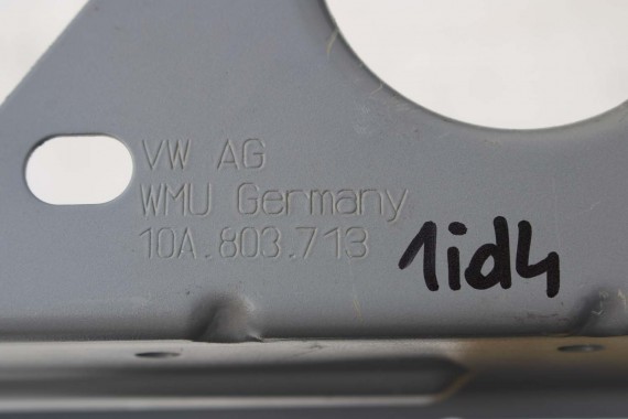 VW ID4 WSPORNIK ŚLIZG WSPORNIK BŁOTNIKA 10A803713 10A803714 prowadnica mocowanie 10A803713 10A803714 L+P