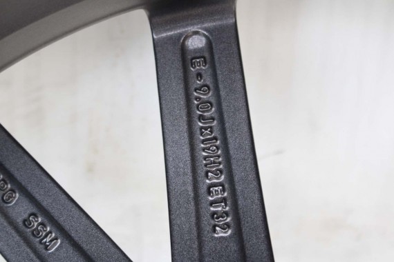 AUDI A7 FELGI 19 cali 4H0601025CK OPONY LATO KOŁA felga 9J*19H2 ET32 opona CONTINENTAL 255/40/19 100Y SportContact 5P A6 A8 4H