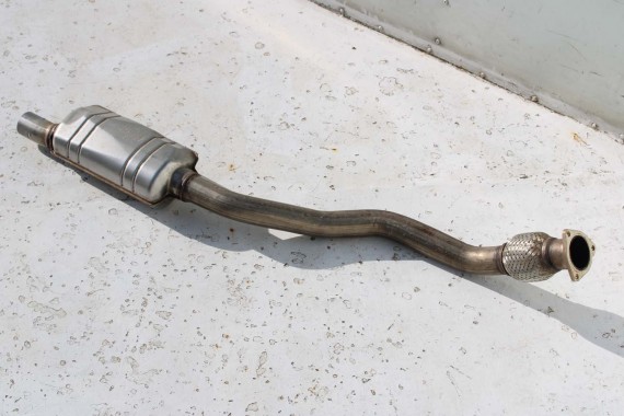 AUDI A6 A7 WYDECH TŁUMIK ŚRODKOWY 4G0254302B 8K0253211K 4G0254352G 8K0118F 4G0254302B 4G0254302 4G0254352G 4G0254352 3.0 TFSi 4G