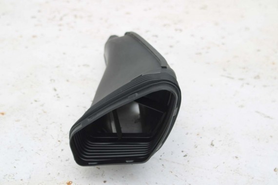 AUDI A6 A7 ŁAPAK WLOT POWIETRZA PASA 4G0129624D 3.0 TFSi silnik benzynowy 4G c7 4G0 129 624 D kierownica dolot 2.8 FSi 4G0129624