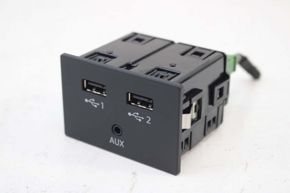 AUDI A6 PORT USB PRZYŁĄCZE 81A035736 81A 035 736 gniazdo USB AUX 4G A7 gniazda złącza złącze 2*USB 81A035736 81A035736 81A035736