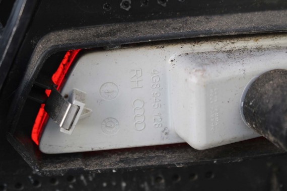 AUDI A7 TYŁ ZDERZAK TYLNY KLAPA BAGAŻNIKA 4G 4G8 LAMPY W1W1 LX5R Niebieski FL LIFT tylna zderzak klapa lampa led ledy