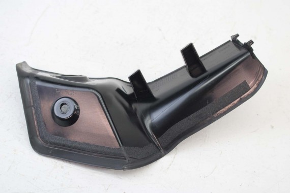 BMW X1 F48 ŚLIZG OSŁONA BŁOTNIKA 7350721 7350722 rynienki tylna tył RYNIENKI ODWADNIAJACA LAMPY 63217350721 63217350722 7350721