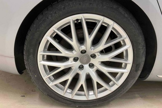 AUDI A8 4H D4 FELGI 20 cali 4H0601025BT OPONY LATO KOŁA felga 9J*20H2 ET37 opona GOODYEAR EAGLE F1 265/40/20 104Y 4H 4H0601025BT