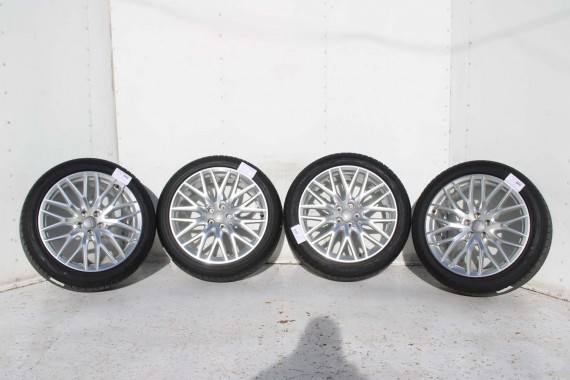 AUDI A8 4H D4 FELGI 20 cali 4H0601025BT OPONY LATO KOŁA felga 9J*20H2 ET37 opona GOODYEAR EAGLE F1 265/40/20 104Y 4H 4H0601025DC