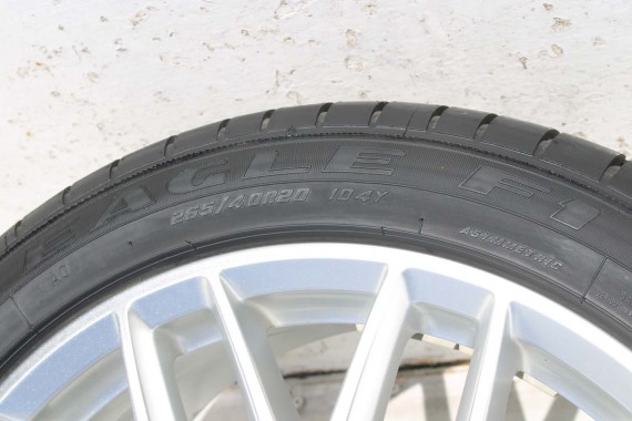 AUDI A8 4H D4 FELGI 20 cali 4H0601025BT OPONY LATO KOŁA felga 9J*20H2 ET37 opona GOODYEAR EAGLE F1 265/40/20 104Y 4H 4H0601025DC