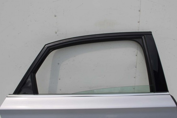 AUDI A8 4H D4 LONG LZ7G DRZWI PRAWE PRZÓD + TYŁ STRONA PRAWA przednie + tylne 2 sztuki LIFT 4H4833052D 4H0831052B Srebrny L5L5