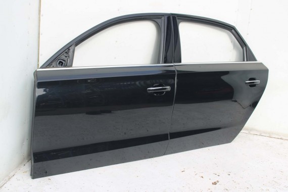 AUDI A8 4H D4 LONG LZ9Y DRZWI LEWE PRZÓD + TYŁ STRONA LEWA przednie + tylne 2 sztuki 4H4833051D 4H0831051B LIFT L8L8 LZ9Y Czarny
