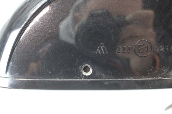 AUDI A8 LUSTERKO DRZWI PRAWE 14 +2 pin L8L8 LZ9Y Czarny zewnętrzne 16 pinów kabli 4H fotochrom 4H1857410M 4H0857536G 4H1857410N