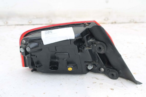 AUDI A8 4H LIFT ZDERZAK KLAPA TYŁ BAGAŻNIKA Matrix lampa LZ9Y czarny 4H0945095K 4H0945096K 4H0945093K 4H0945094K 4H0827023L L8L8