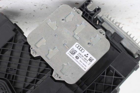 AUDI A8 4H LIFT PRZÓD Matrix maska błotniki zderzak pas przedni lampy wzmocnienie błotnik lampa LZ9Y czarny D4 4H0941035 L8L8 FL