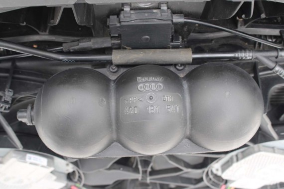 AUDI A8 4H LIFT PAS PRZEDNI PRZÓD 4.0 TFSi WZMOCNIENIE BELKA CHŁODNICE WENTYLATORY 4H0959455AC 4H0959455AB 4H0121251B 4H0260401F