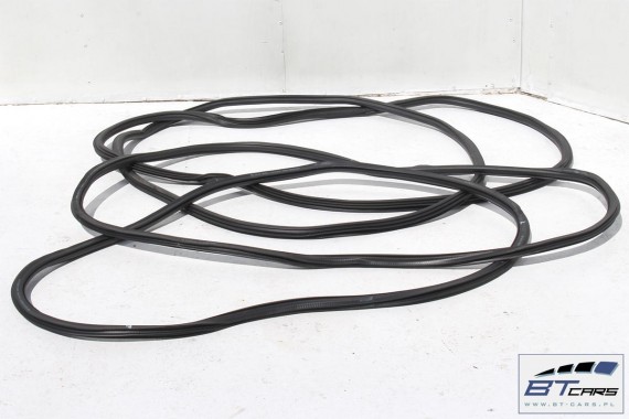 AUDI A4 SEDAN USZCZELKI DRZWI 8W0831721 8W5833721 8W0 831 721 A uszczelka 8W0831721A 8W5833721A 8W0831721B 8W5833721B 8W0831721C