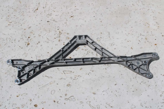 AUDI A8 WSPORNIK MOCOWANIE PODPORA 4H0806151C 4H0806151B 4H0 806 151 C 4H0806151 rozpórka kielichów 4H d4 4H0806151C 4H0806151