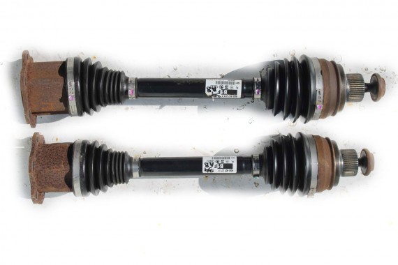 AUDI PÓŁOŚ PRZEDNIA PRZÓD...