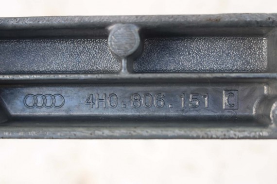 AUDI A8 WSPORNIK MOCOWANIE PODPORA 4H0806151C 4H0806151B 4H0 806 151 C 4H0806151 rozpórka kielichów 4H d4 4H0806151C 4H0806151