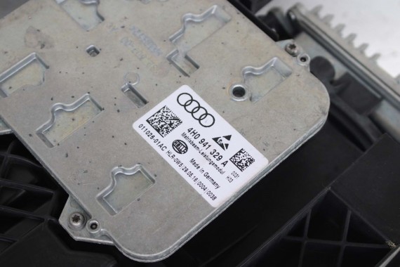 AUDI A8 LIFT LAMPY PRZÓD Matrix 4H0941035 4H0941036 przednia LAMPA LED D4 4H przednie 4H0941783 4H0941784 4H0941783C 4H0941784C