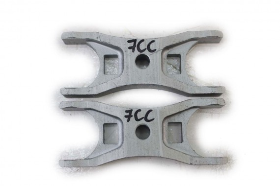 AUDI VW SEAT MOCOWANIE WTRYSKÓW 04L130216 04L 130 216 diesel wtrysk wtryskiwacze KŁADKA MOCUJĄCA WTRYSK płytka dociskowa