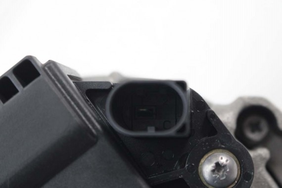 VW AUDI SEAT SKODA ALTERNATOR 180A 04L903023J 04L 903 023 J producent BOSCH 1.6 2.0 TDi diesel 04L903021J 04L903023J 04L903023J