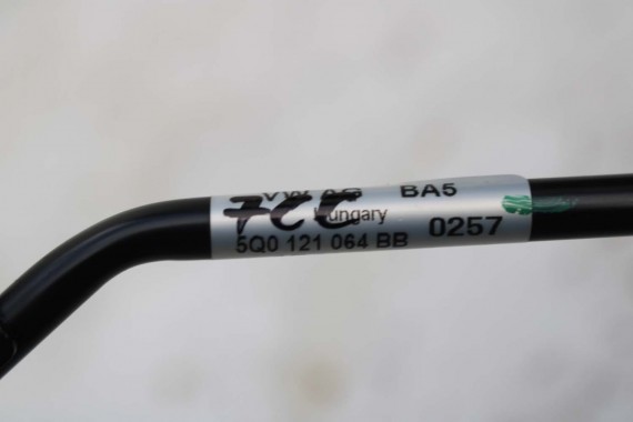 VW AUDI WĄŻ RURKA PRZEWÓD 5Q0121064BB wody 5Q0121064BB 5Q0121449A 5Q0122449C 5Q0121070BC 5Q0121064BB 5Q0121449A 5Q0121070BC