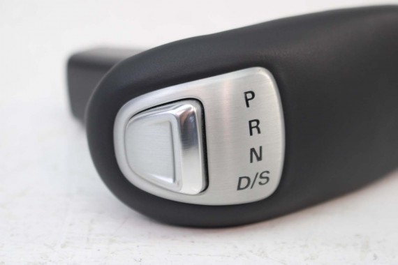 AUDI A8 GAŁKA ZMIANY BIEGÓW AUTOMAT 4H1713139P 4H1713140A 4H1 713 139 P 4H 2010-2017 d4 TAPICERKA DEB stalowoszar V58 4H1713139P