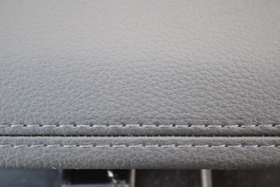 AUDI A8 KONSOLA DESKA ROZDZIELCZA KOKPIT PULPIT 4H1857001J Kolor 38M czarny 4H D4 4H1857001J 4H1857001N 4H1857001J 4H1857001N