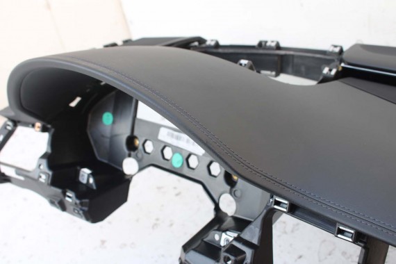 AUDI A8 KONSOLA DESKA ROZDZIELCZA KOKPIT PULPIT 4H1857001J Kolor 38M czarny 4H D4 4H1857001J 4H1857001N 4H1857001J 4H1857001N