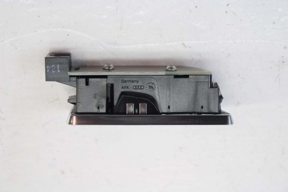 AUDI A8 LAMPKA PODSUFITKI 4H0947353 4H0947354 4H D4 4H0 947 353 oświetlenie led kabiny 4H0947353 4H0947354 4H4947353 4H4947354