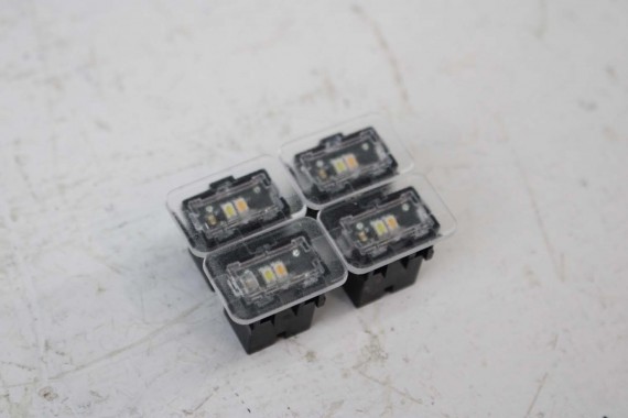 AUDI A8 LAMPKA LED OŚWIETLENIE KABINY 4H0919390C 4H0919390B 4H0919390C wnętrza 4H0919390 4H0919390C 4H0919390B 4H0919390C 4H D4