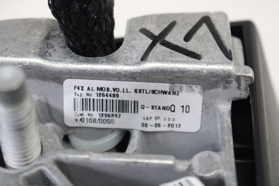 BMW X1 F48 PODŁOKIETNIK 1264489 1296887 1296887 51 16 6835214 51 16 9317568 51 16 6835208 skóra kolor czarny + indukcja 6835214