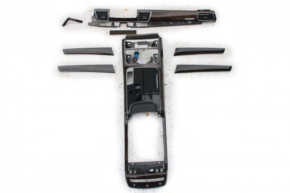 AUDI A8 LISTWY OZDOBNE...