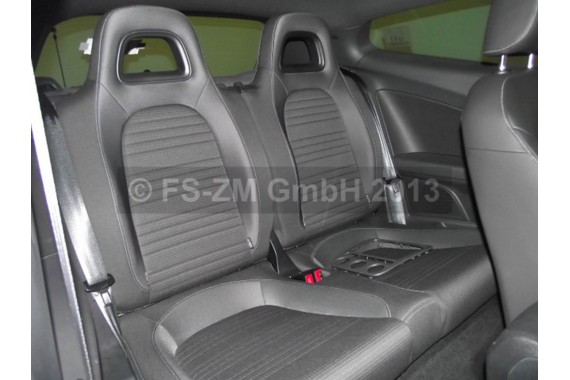 VW SCIROCCO FOTELE KOMPLET FOTELI siedzeń siedzenia fotel tapicerka 1K8 skóra + alcantara materiał kolor czarny siedzenie kanapa
