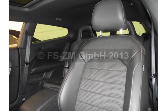 VW SCIROCCO FOTELE KOMPLET FOTELI siedzeń siedzenia fotel tapicerka 1K8 skóra + alcantara materiał kolor czarny siedzenie kanapa