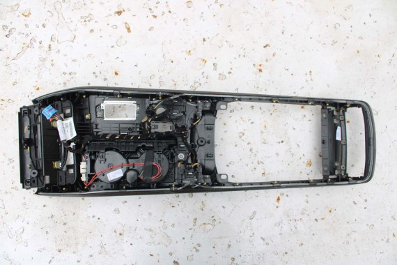 AUDI A8 LISTWY OZDOBNE DEKOR DEKORY TAPICERKA drewno 4H D4 4H0867409 4H0867410 4H0867419 4H0867420 4H0867420 4H0881607 4H1820901