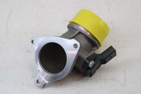 AUDI A8 PRZEWÓD 057145957AB 057145958Q rurka 4.2 TDi 057145957Q 057145957AB 057145958Q INTERKULERA intercoolera wąż 057145957AB