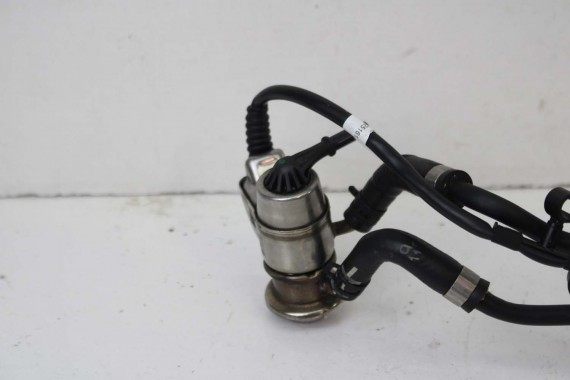 VW AUDI WĄŻ RURKA PRZEWÓD 04L121444E 04L121444J WODY 04L121444E 04L121444J  04L121444E 04L121444J  04L121444E 04L121444J  wody