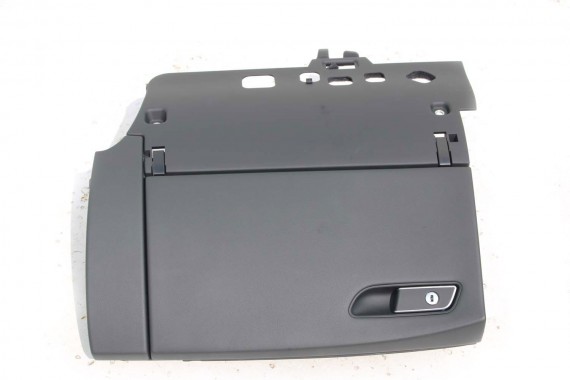 AUDI A8 SCHOWEK KONSOLI...