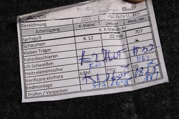 AUDI A8 SCHOWEK KONSOLI PASAŻERA 4H1857096J 24A 4H1 857 096 J 24A - czarny (soul) D4 4H1857096E 4H1857096J 4H1857096E 4H1857096J