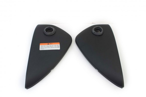 AUDI A8 ZAŚLEPKA KONSOLI WYKONCZENIE TAPICERKA 4H1857085A 4H1857086A  4H1 857 085 A boczna d4 2010-2017 4H1857085A 4H1857086A