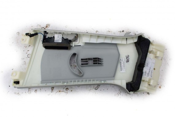 AUDI A8 SŁUPEK B 4H0867239B 4H0867240B poszycie podsufitki 4H0 867 239 B 4H D4 ŚRODKOWY ŚRODKOWA TAPICERKA 4H0867239E 4H0867240E