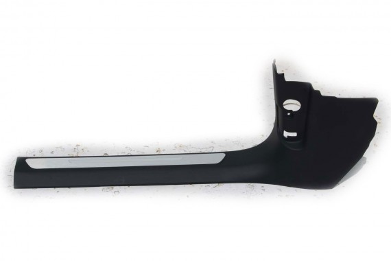 AUDI A8 LISTWA PROGOWA 4H1867271F 4H1867272F WEWNĘTRZNA SŁUPEK A dolny podświetlana 4H1867271M 4H1867272M 4H1867271C 4H1867272C