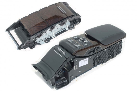 AUDI A8 LONG TUNEL ŚRODKOWY...