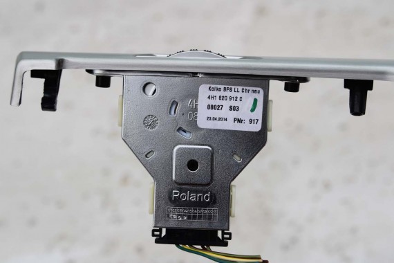 AUDI A8 LISTWY OZDOBNE KONSOLI 4H1853173 4H1853174 4H1853173B 4H1853174B 4H1853173D 4H1853174D 4H1853173E 4H1853174E 4H1853173F