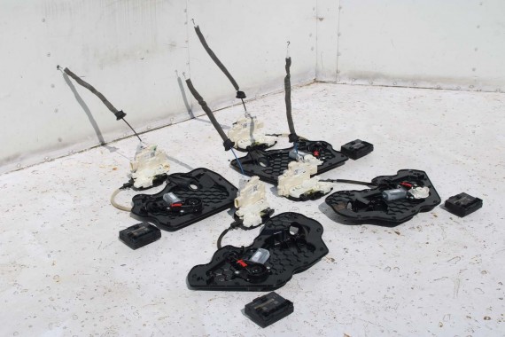 AUDI A8 4H D4 DOCIĄGANIE DRZWI DOCIĄGI DOMYKANIE 4H1837016E 4H1837015E 4H0839016C 4H0839015C 4H0959795D 4H0959793G 4H0959792G